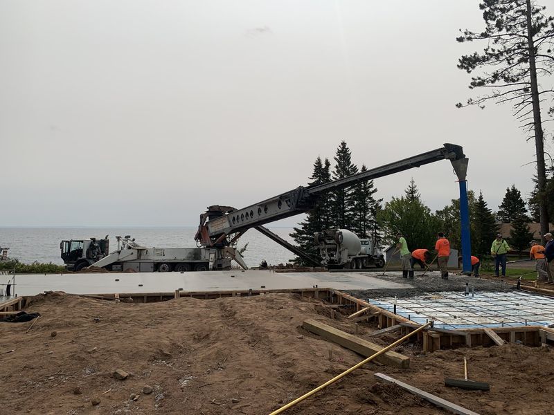 Lake Superior slab pour with pump truck